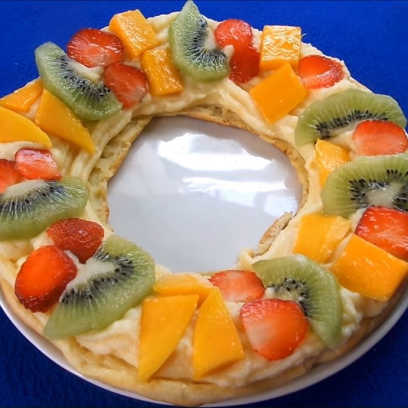 Bánh Su Kem Trái Cây